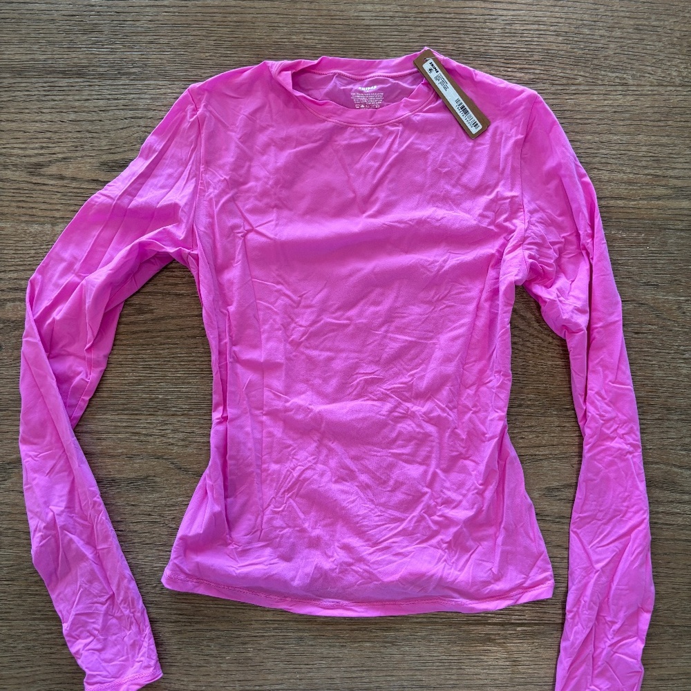 SKIMS Longsleeve Fits Everybody Shirt, Neon Orchid